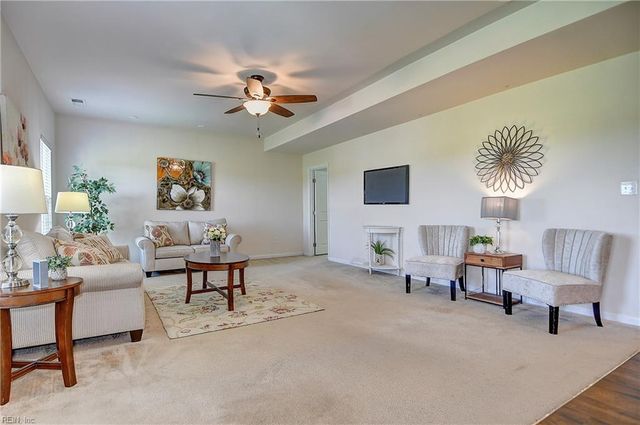 347 Spring Hill PL, Smithfield, VA 23430