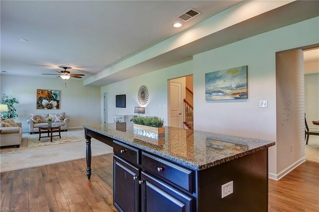 347 Spring Hill PL, Smithfield, VA 23430