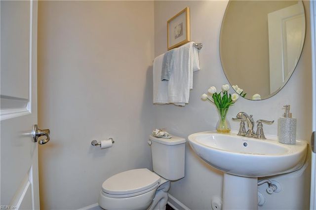 347 Spring Hill PL, Smithfield, VA 23430