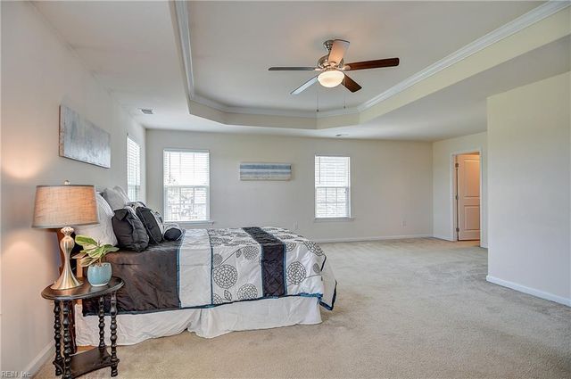 347 Spring Hill PL, Smithfield, VA 23430