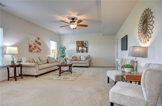 347 Spring Hill PL, Smithfield, VA 23430