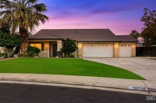 10216 Huntington Downs Avenue, Bakersfield, CA 93312