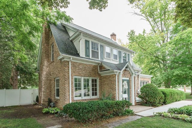 1508 E Main STREET, Watertown, WI 53094