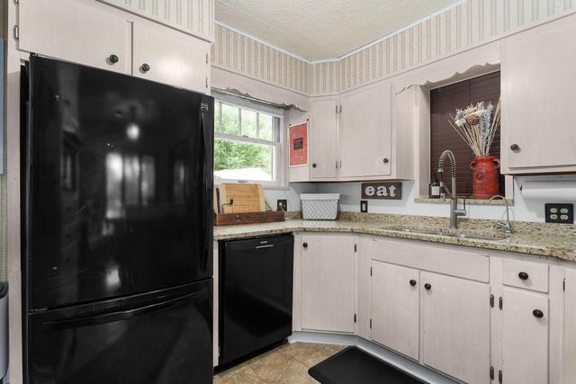 1508 E Main STREET, Watertown, WI 53094