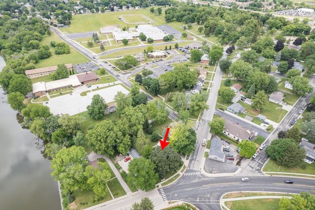 1508 E Main STREET, Watertown, WI 53094