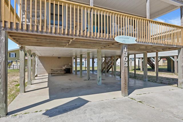 1303 N Topsail Drive, Surf City, NC 28445