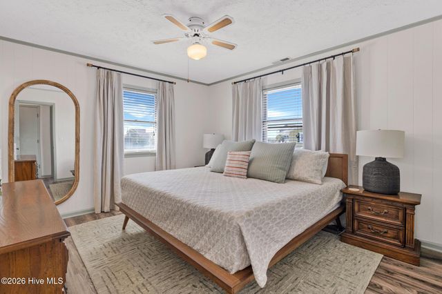 1303 N Topsail Drive, Surf City, NC 28445
