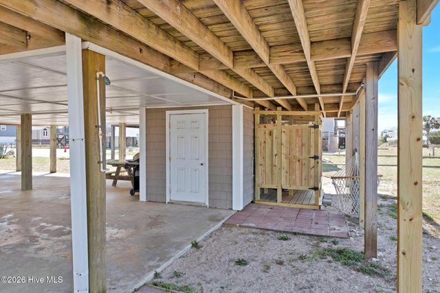 1303 N Topsail Drive, Surf City, NC 28445