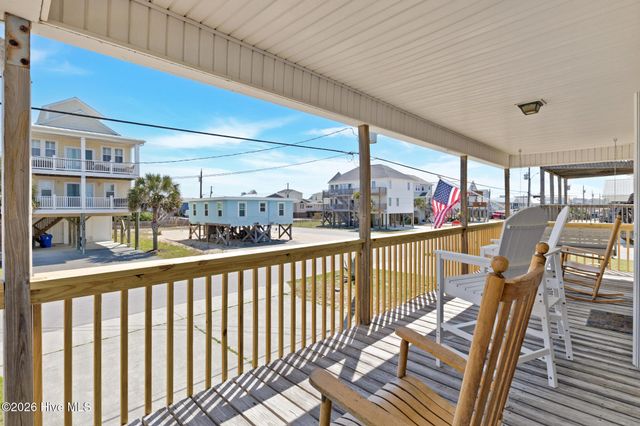 1303 N Topsail Drive, Surf City, NC 28445