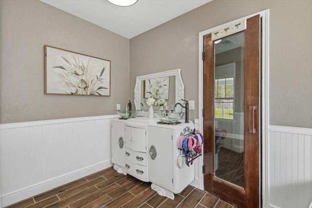 9711 150 Highway, Shepherd, TX 77371