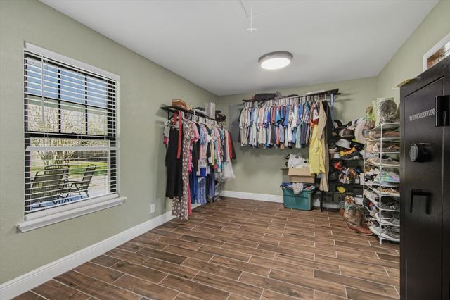 9711 150 Highway, Shepherd, TX 77371