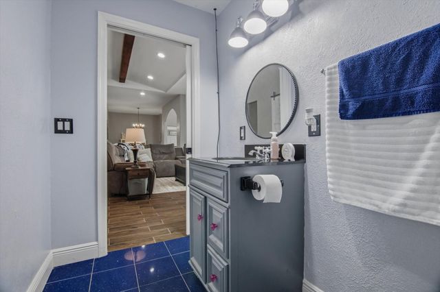 9711 150 Highway, Shepherd, TX 77371