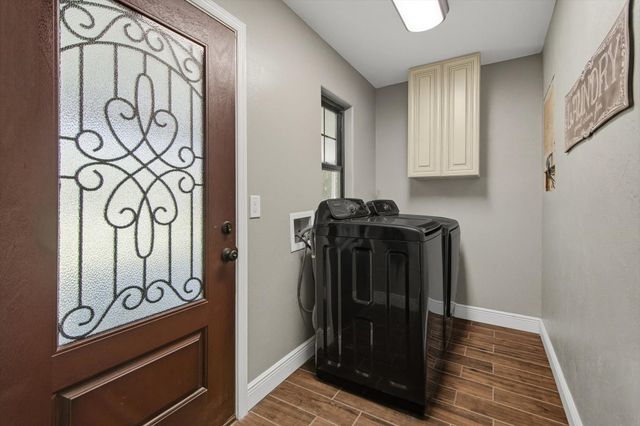 9711 150 Highway, Shepherd, TX 77371