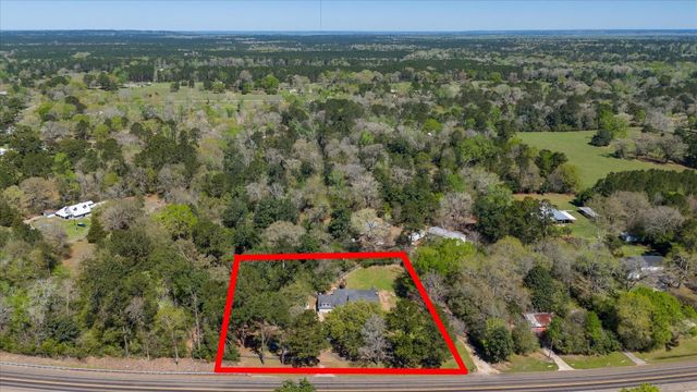 9711 150 Highway, Shepherd, TX 77371