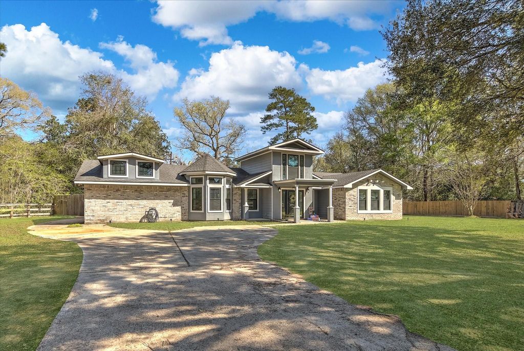 9711 150 Highway, Shepherd, TX 77371