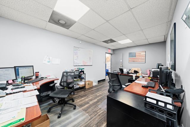 10141 S Western Avenue, Chicago, IL 60643