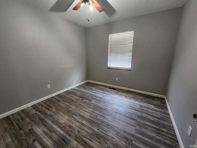 2833 Coal Mine Road, Newburgh, IN 47630