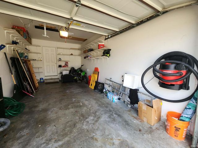 2833 Coal Mine Road, Newburgh, IN 47630