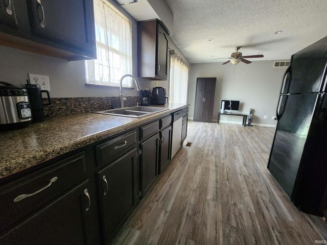 2833 Coal Mine Road, Newburgh, IN 47630