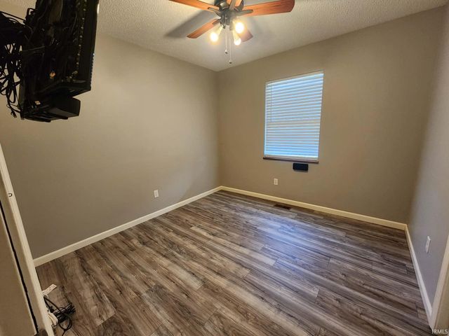 2833 Coal Mine Road, Newburgh, IN 47630