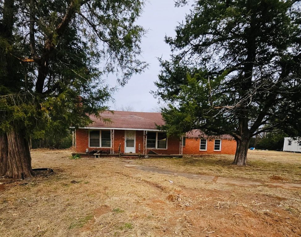 19565 County Road 2187, Tatum, TX 75691