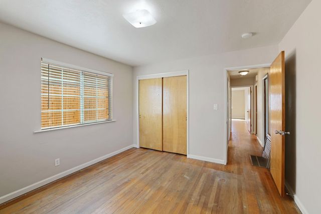 328 W Turner Rd, Lodi, CA 95240