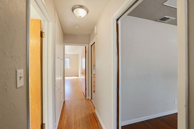 328 W Turner Rd, Lodi, CA 95240