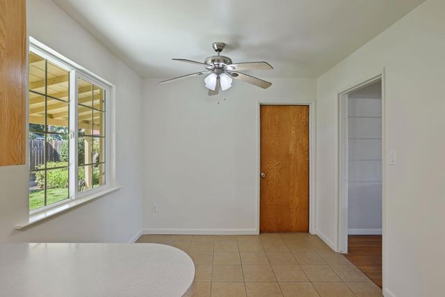 328 W Turner Rd, Lodi, CA 95240