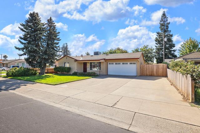 328 W Turner Rd, Lodi, CA 95240