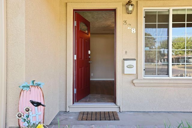 328 W Turner Rd, Lodi, CA 95240