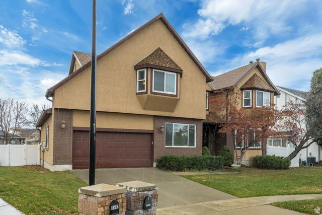 1972 E EVERLEIGH CIR, Sandy, UT 84093