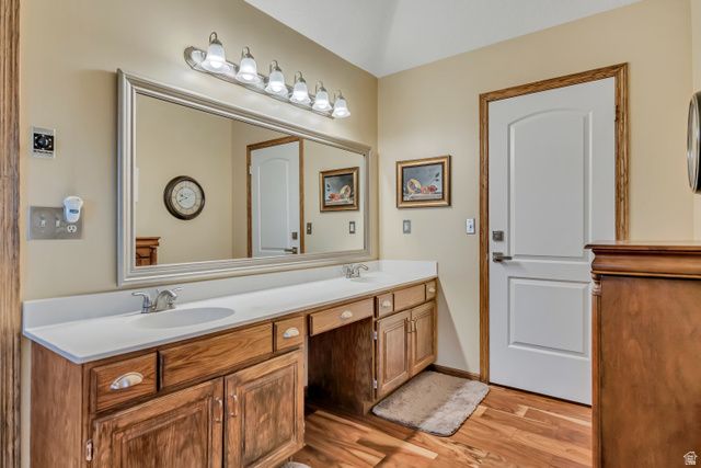 1972 E EVERLEIGH CIR, Sandy, UT 84093