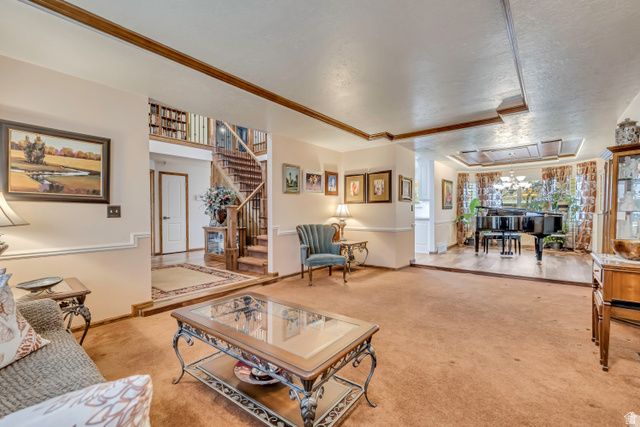 1972 E EVERLEIGH CIR, Sandy, UT 84093