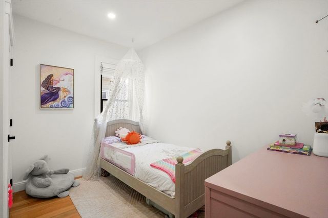 4 Fairlee Street, Somerville, MA 02144