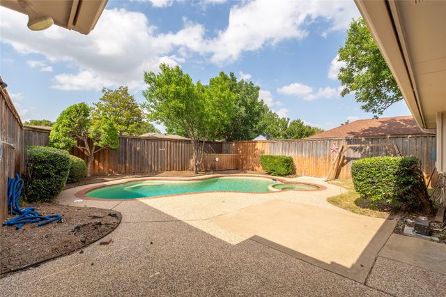 809 Simon Drive, Plano, TX 75025