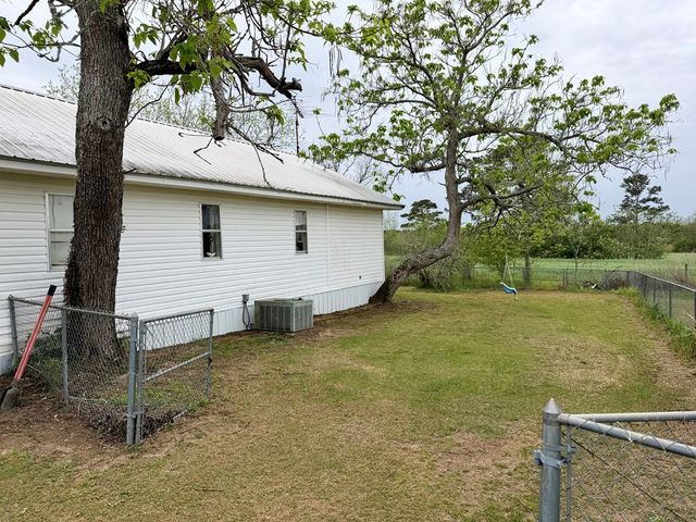 10490 Dodge Street, Haleburg, AL 36319