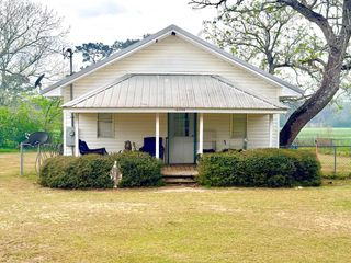 10490 Dodge Street, Haleburg, AL 36319