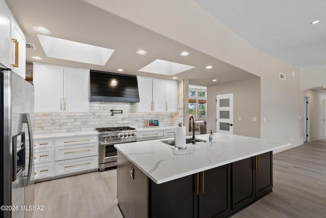 10803 E Placita Marimba, Tucson, AZ 85730