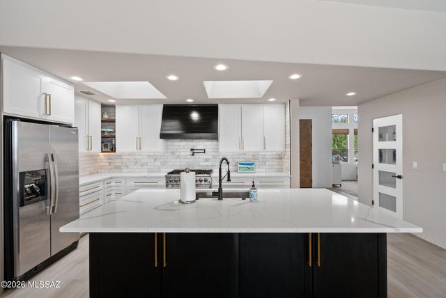10803 E Placita Marimba, Tucson, AZ 85730