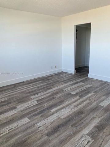 406 NW 68th Ave 526, Plantation, FL 33317