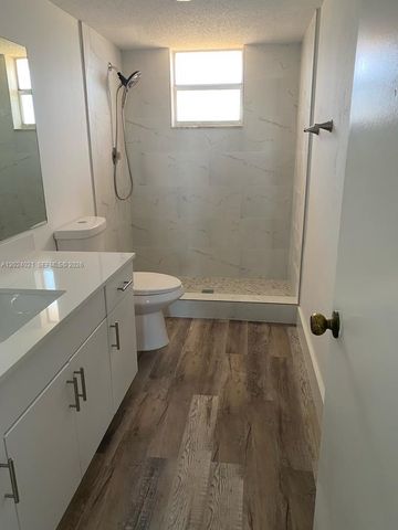 406 NW 68th Ave 526, Plantation, FL 33317
