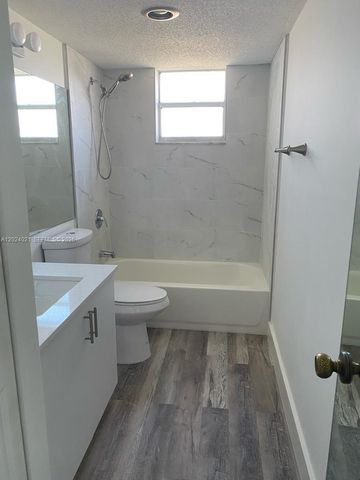 406 NW 68th Ave 526, Plantation, FL 33317