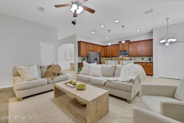 511 ROSERUSH Lane, Jacksonville, FL 32225