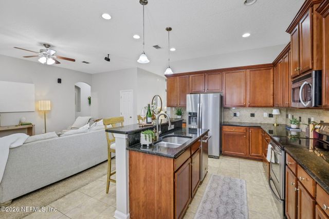 511 ROSERUSH Lane, Jacksonville, FL 32225