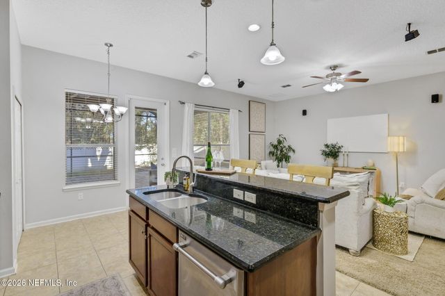 511 ROSERUSH Lane, Jacksonville, FL 32225