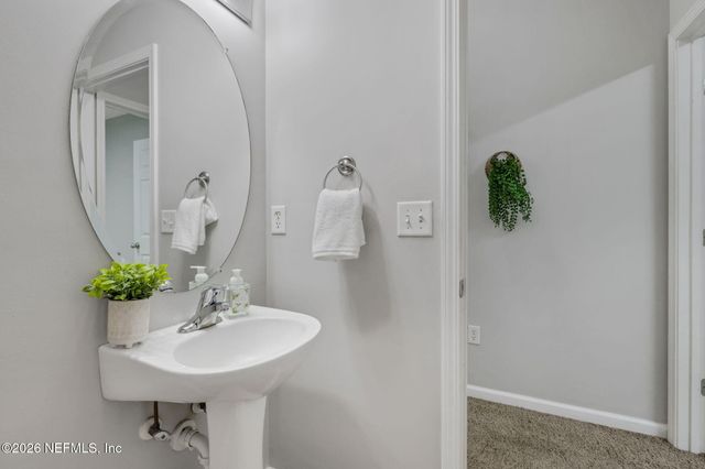 511 ROSERUSH Lane, Jacksonville, FL 32225