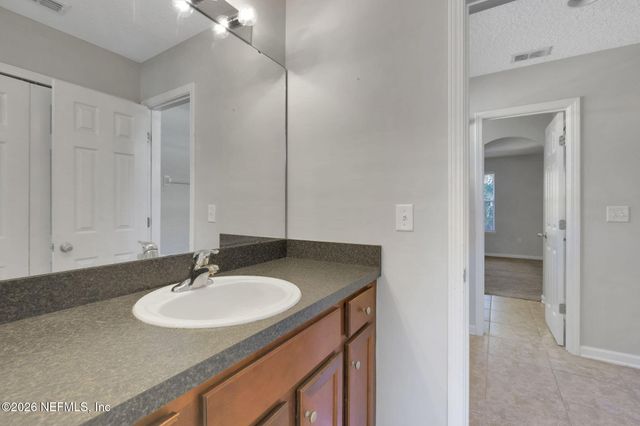 511 ROSERUSH Lane, Jacksonville, FL 32225