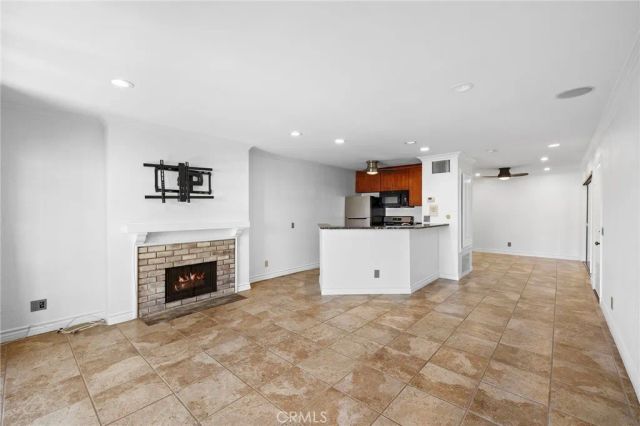 3653 S Bear Street B, Santa Ana, CA 92704