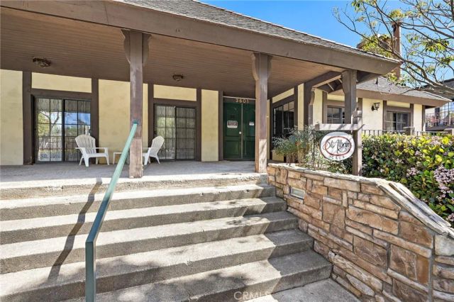 3653 S Bear Street B, Santa Ana, CA 92704