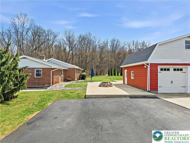 7462 Camp Meeting Road, New Tripoli, PA 18066